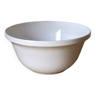 Ceramic salad bowl