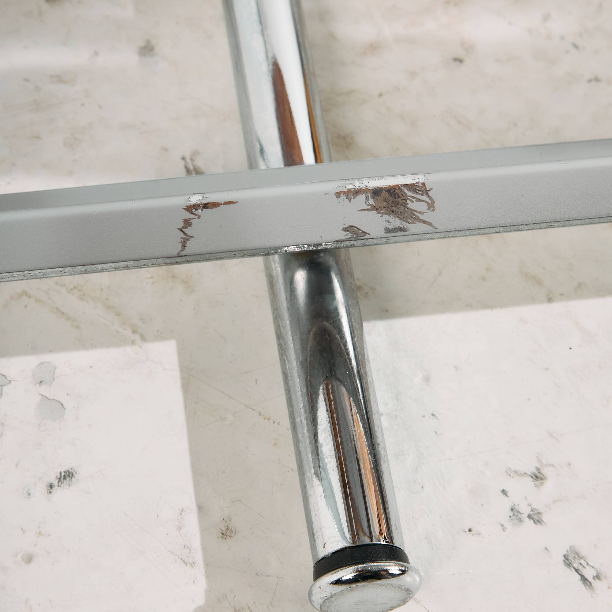 LC2 sofa by Le Corbusier, Pierre Jeanneret and Charlotte Perriand for Cassina