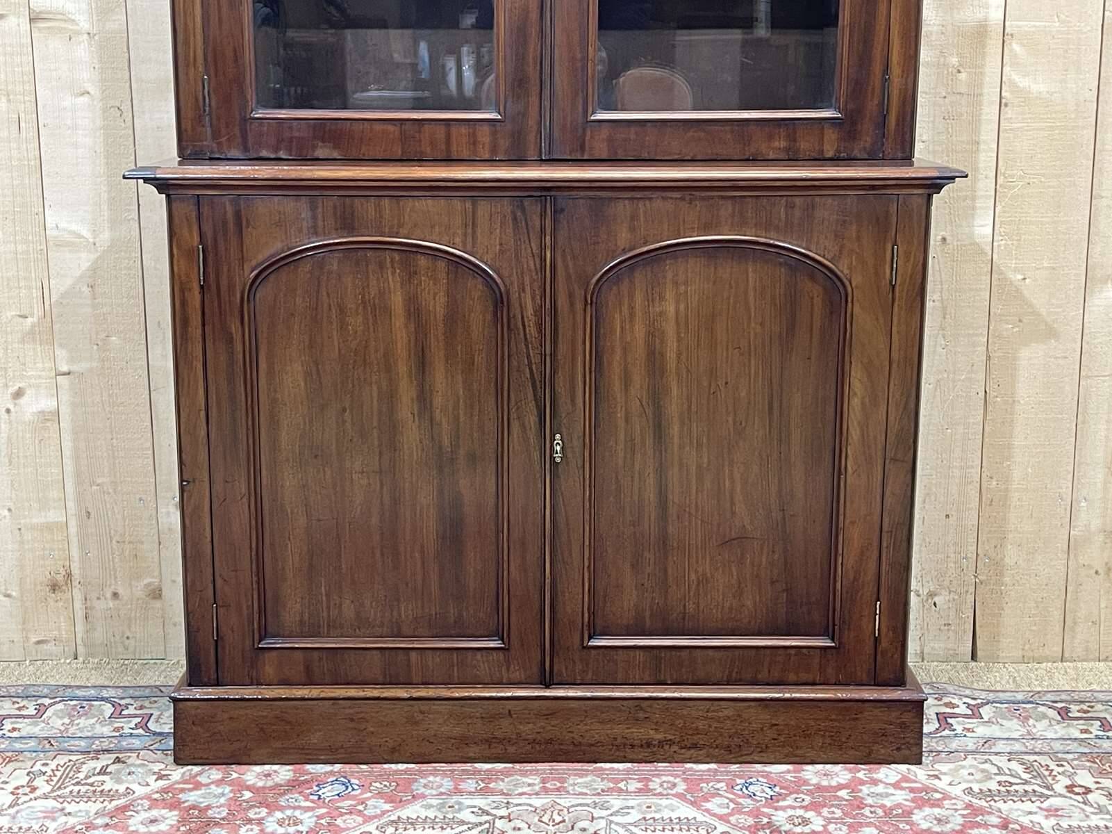 19th century Victorian 2-body bookcase in mahogany