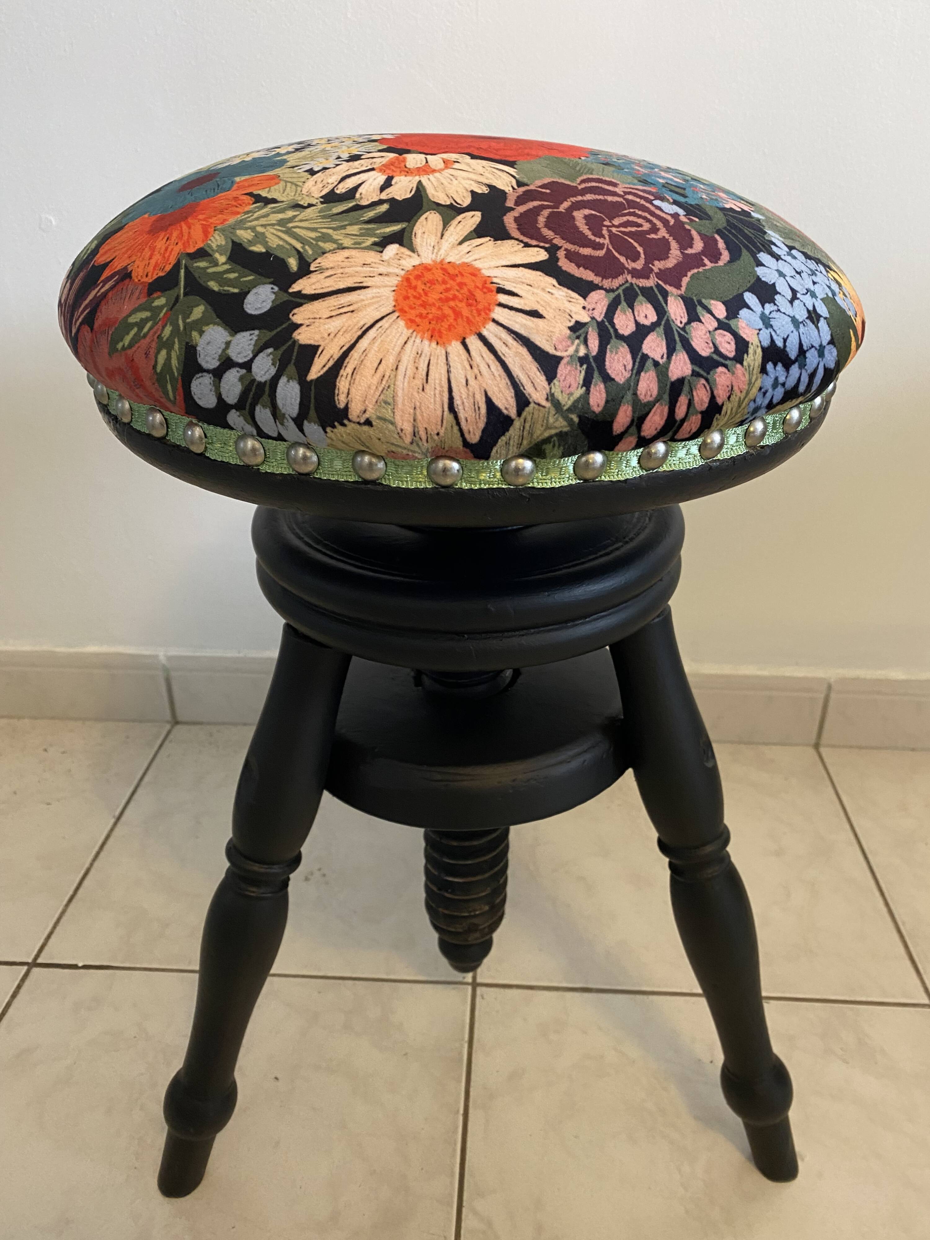 Piano stool