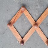 Wooden accordion coat rack 1970