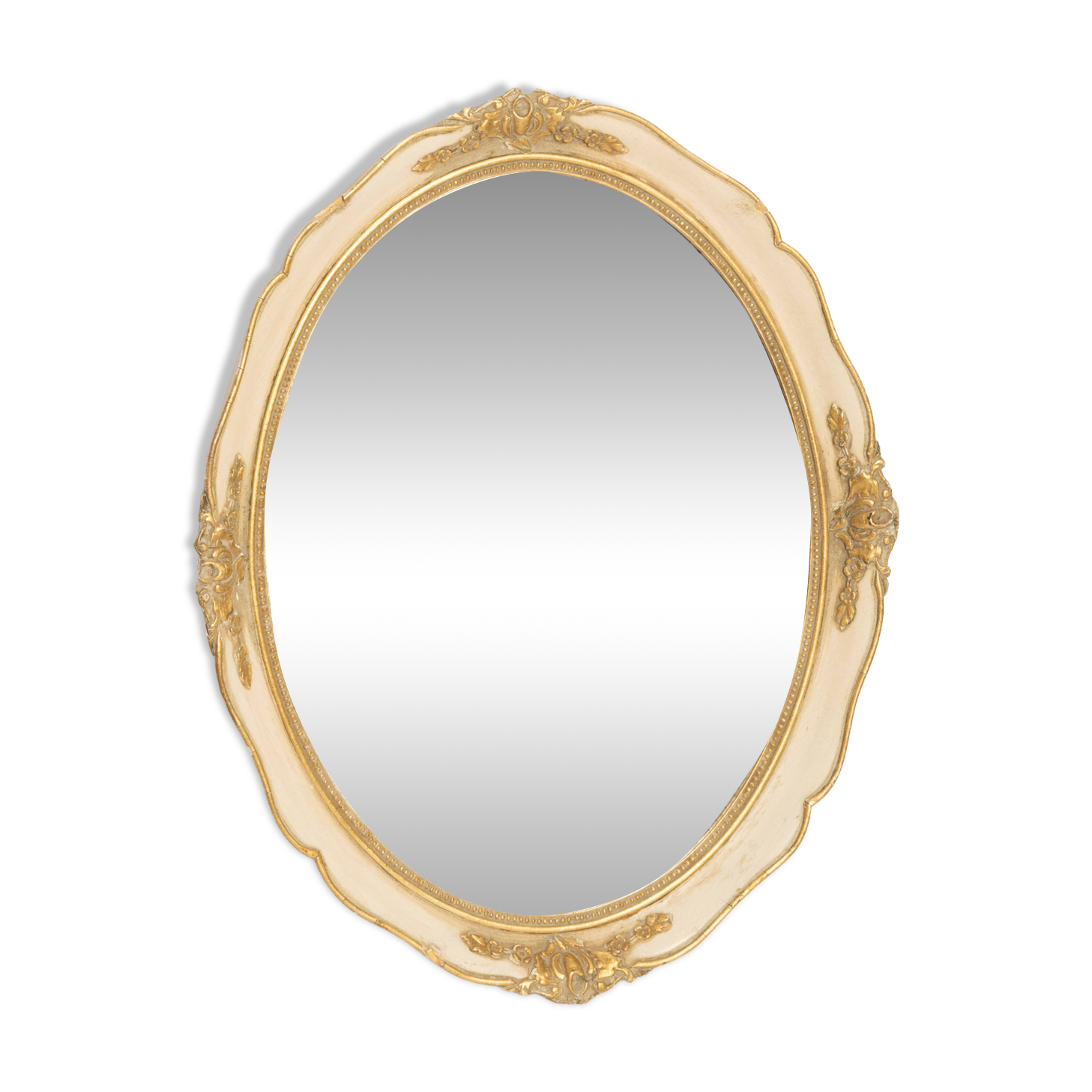 Miroir décoratif moyen en bois doré avec verre d'origine et patine, Italie, années 1960