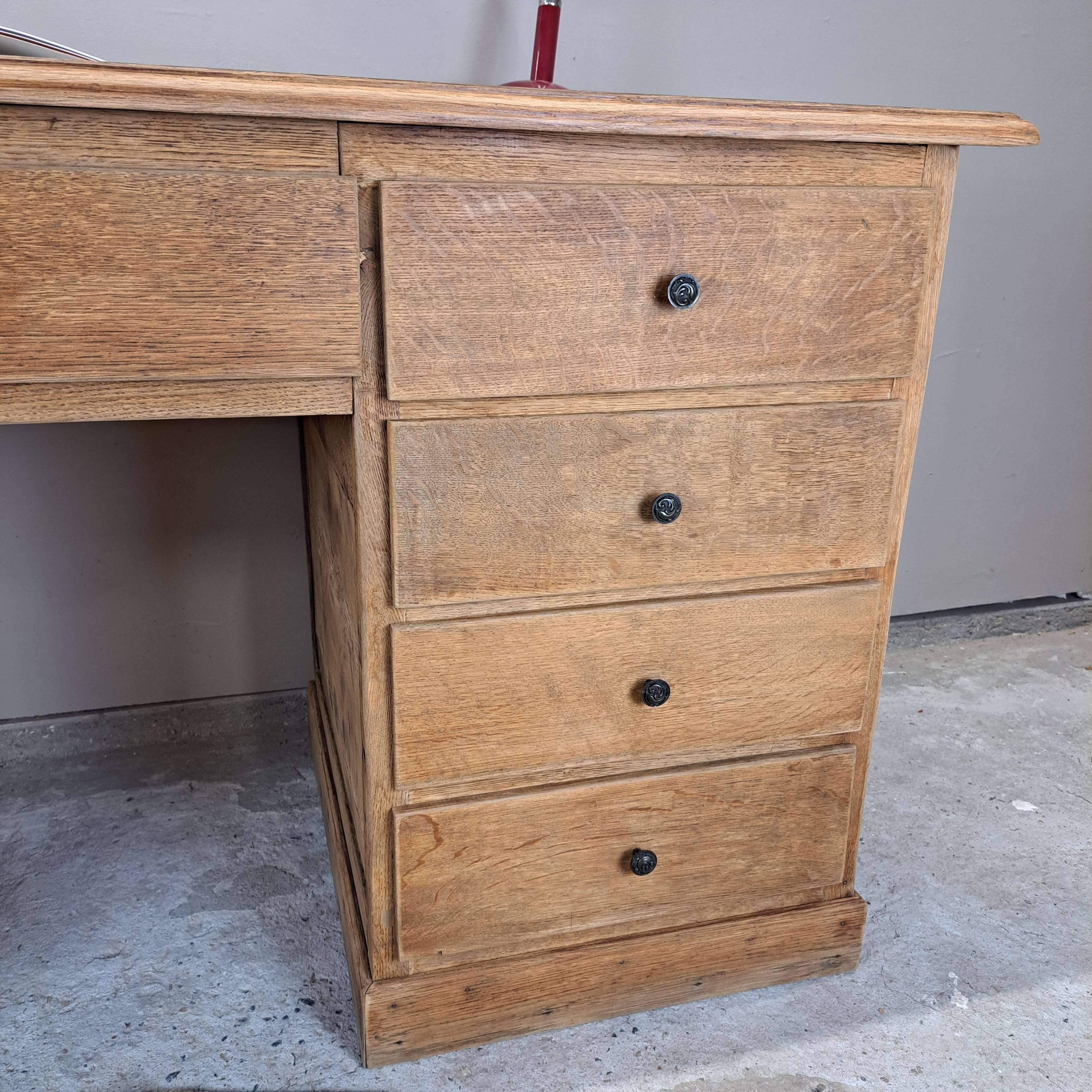 Bureau en chëne
