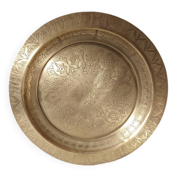 Plateau marocain gravé rond métal doré , cuivre jaune