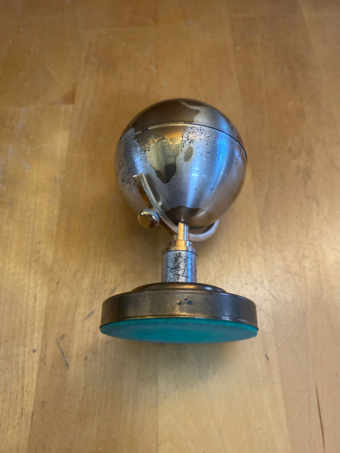Vintage 1960s Brass World Map Globe Lighter #E2