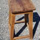 Anciens tabourets en teck massif