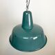 Lampe d'usine industrielle en émail vert, années 1960