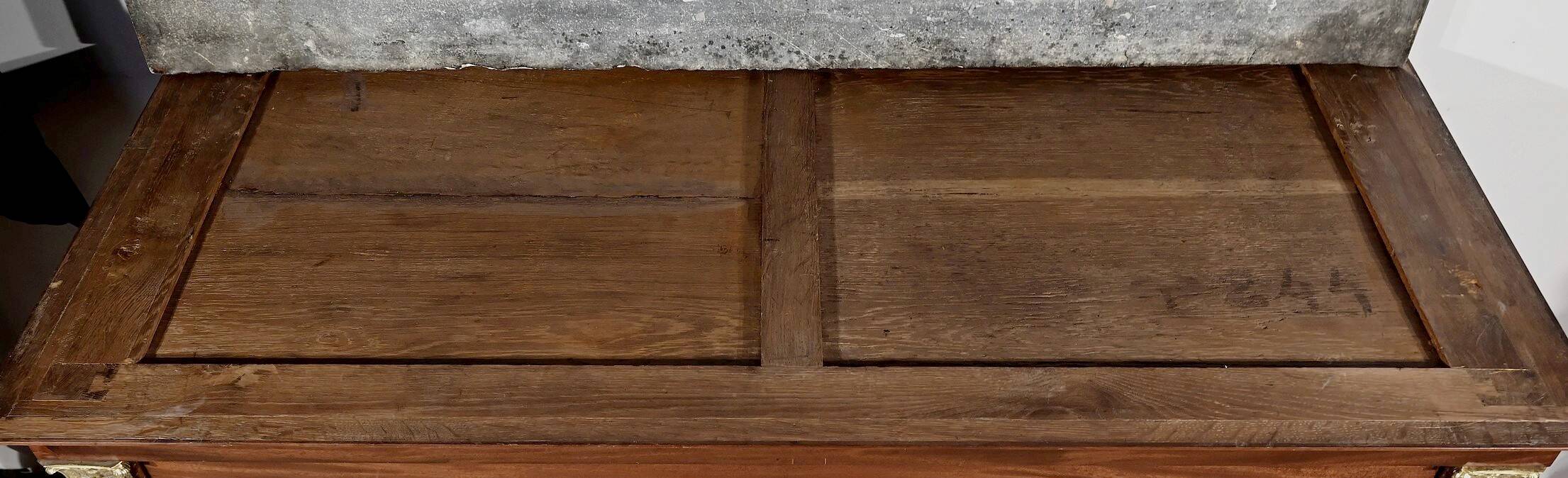 Mahogany chest of drawers, “Return from Egypt” period – Early 19th century