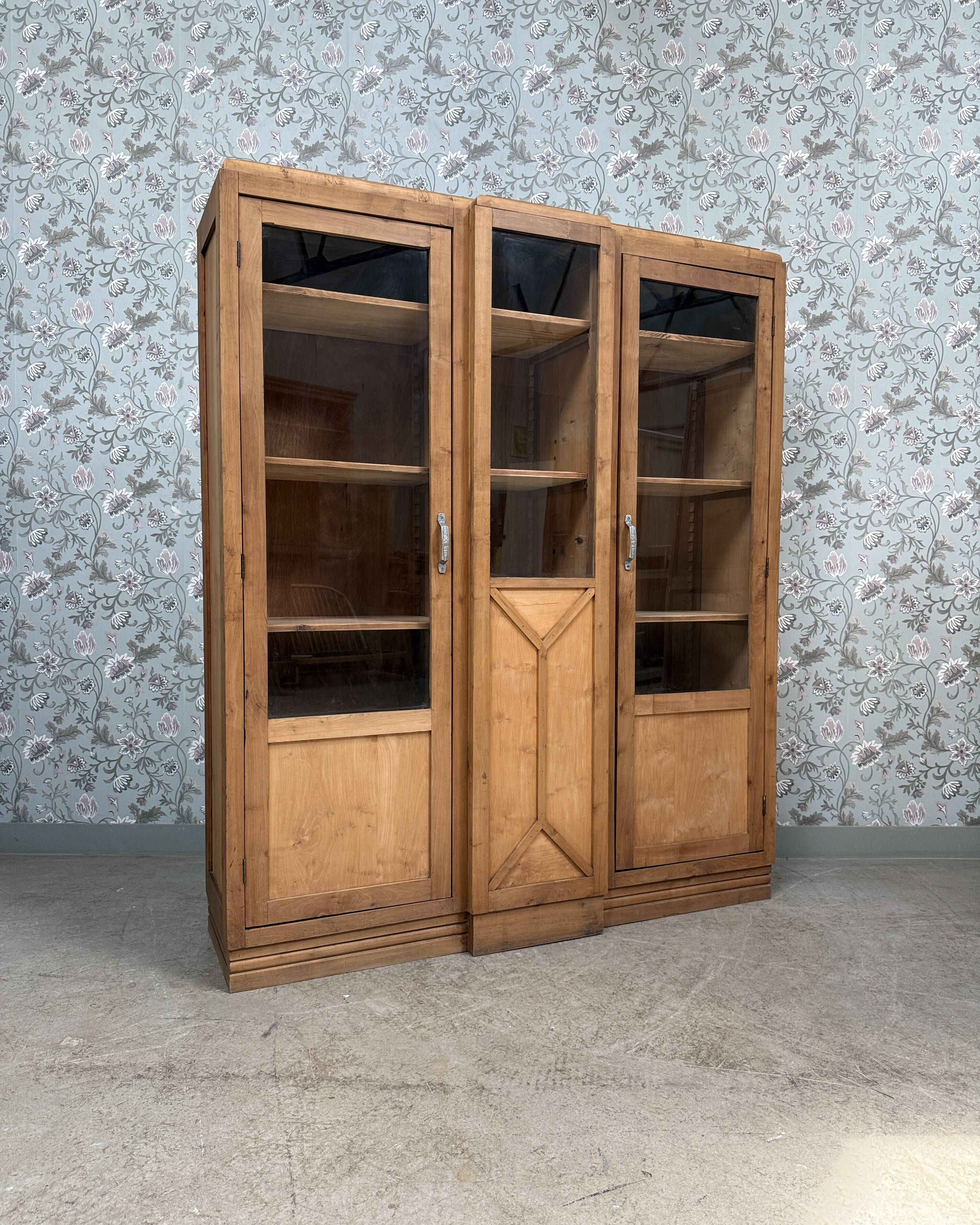 Grande vitrine Art Déco (rénovée)