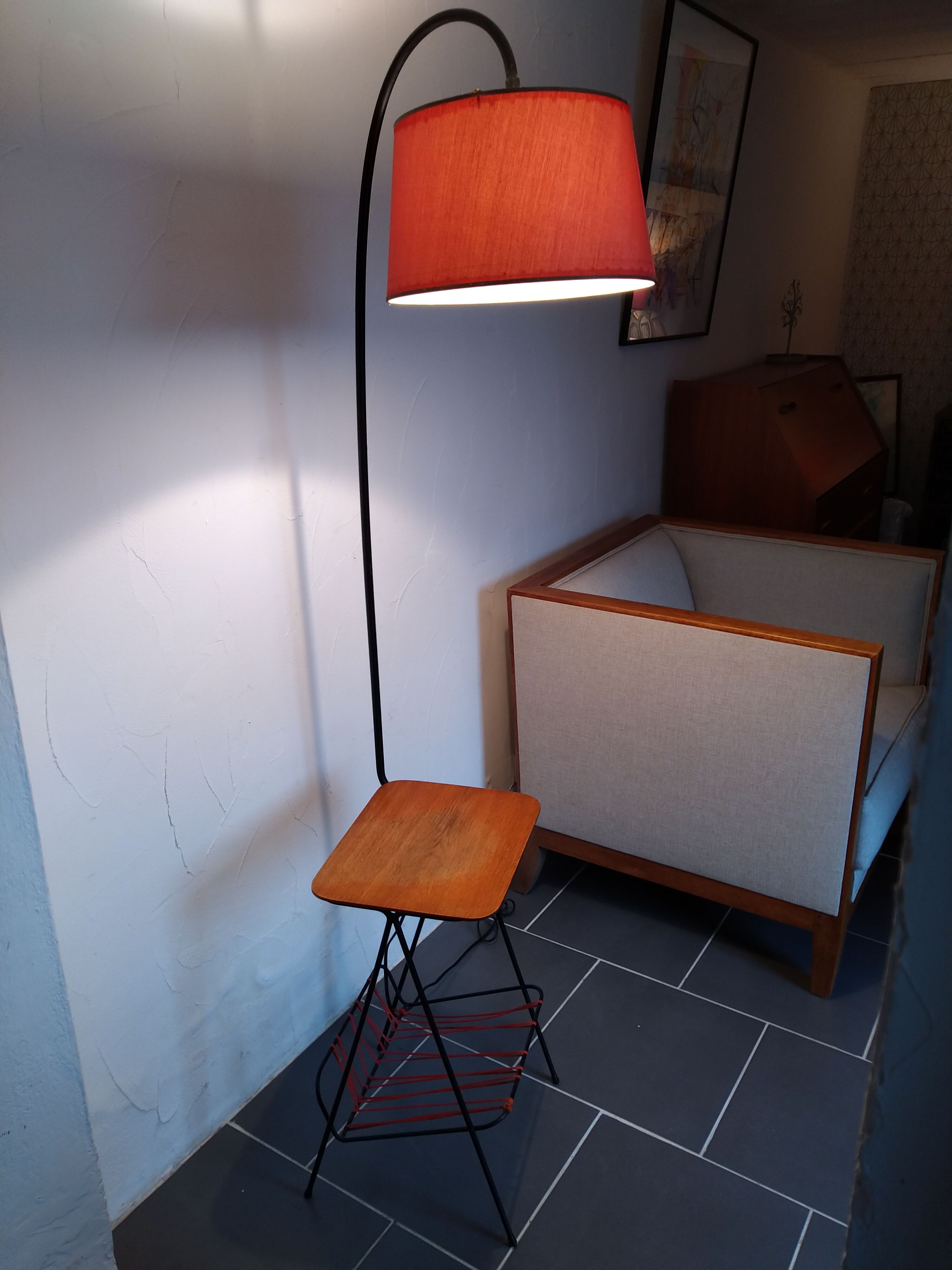 Vintage scoubidou lamppost