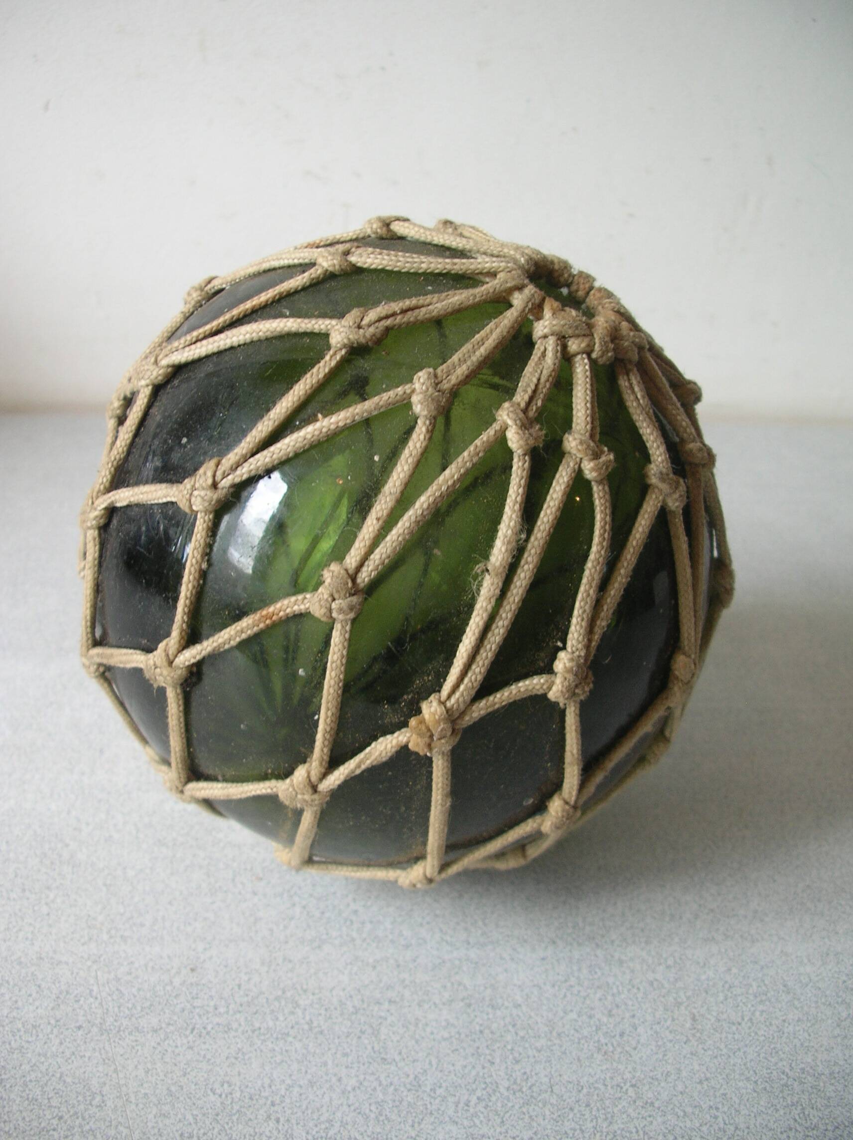 1x vieille boule de pêche, flotteur antique, boule de verre, filet de
