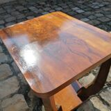 Table basse / d'appoint en bois de plaquage style Art Déco.