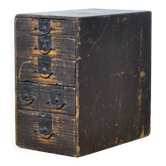 Antique japonais ko-dansu avec ferrures en fer d'origine, vers 1900