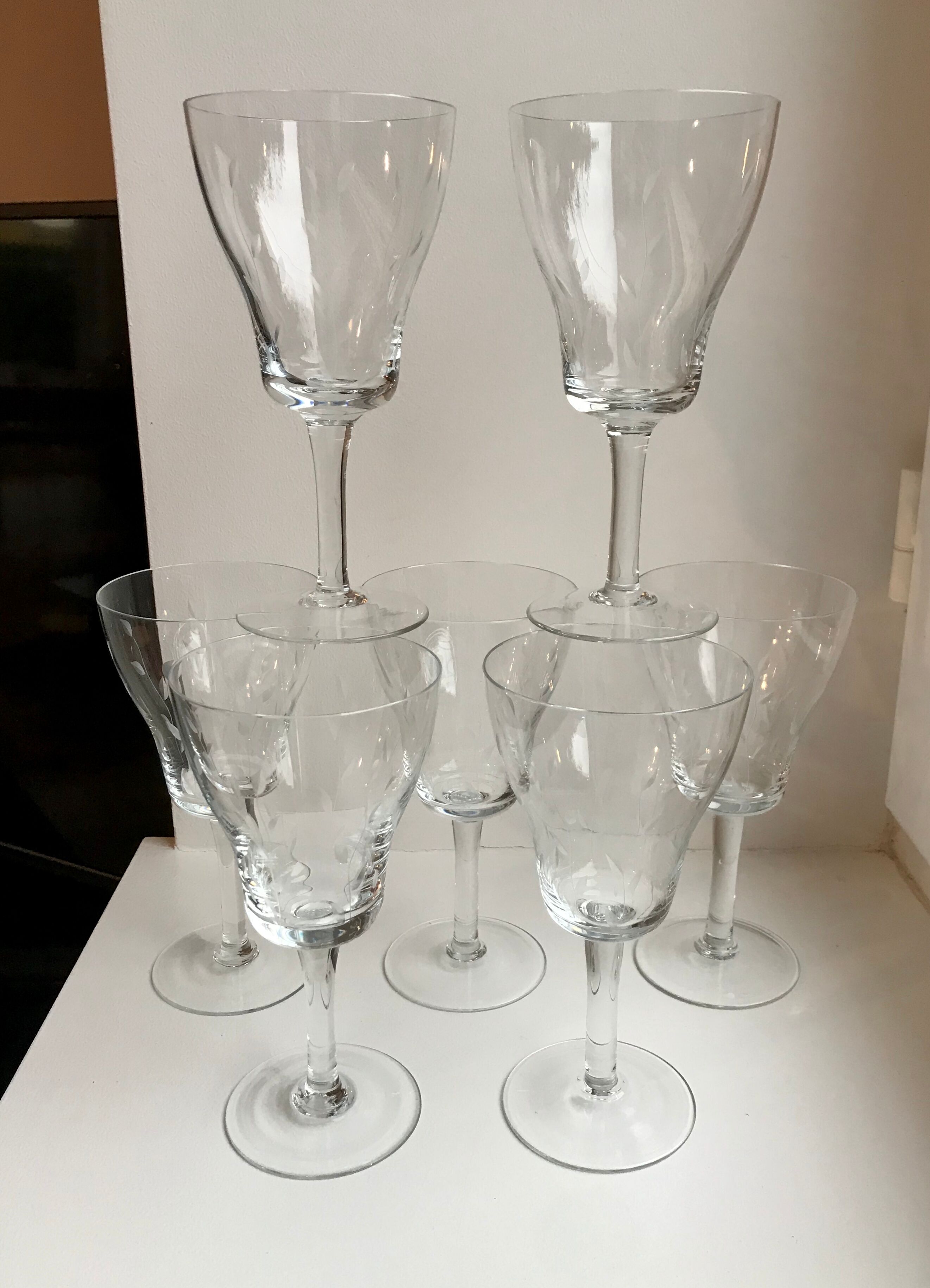 Set of 7 wine glasses, crystal water engraved 50-60s
