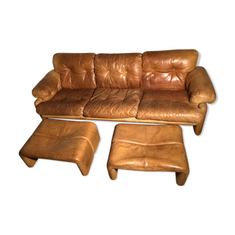 Sofa and foot rest by C&B Italia coronado