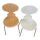 CHAISES ANT ARNE JACOBSEN