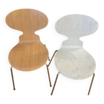 ANT ARNE JACOBSEN CHAIRS