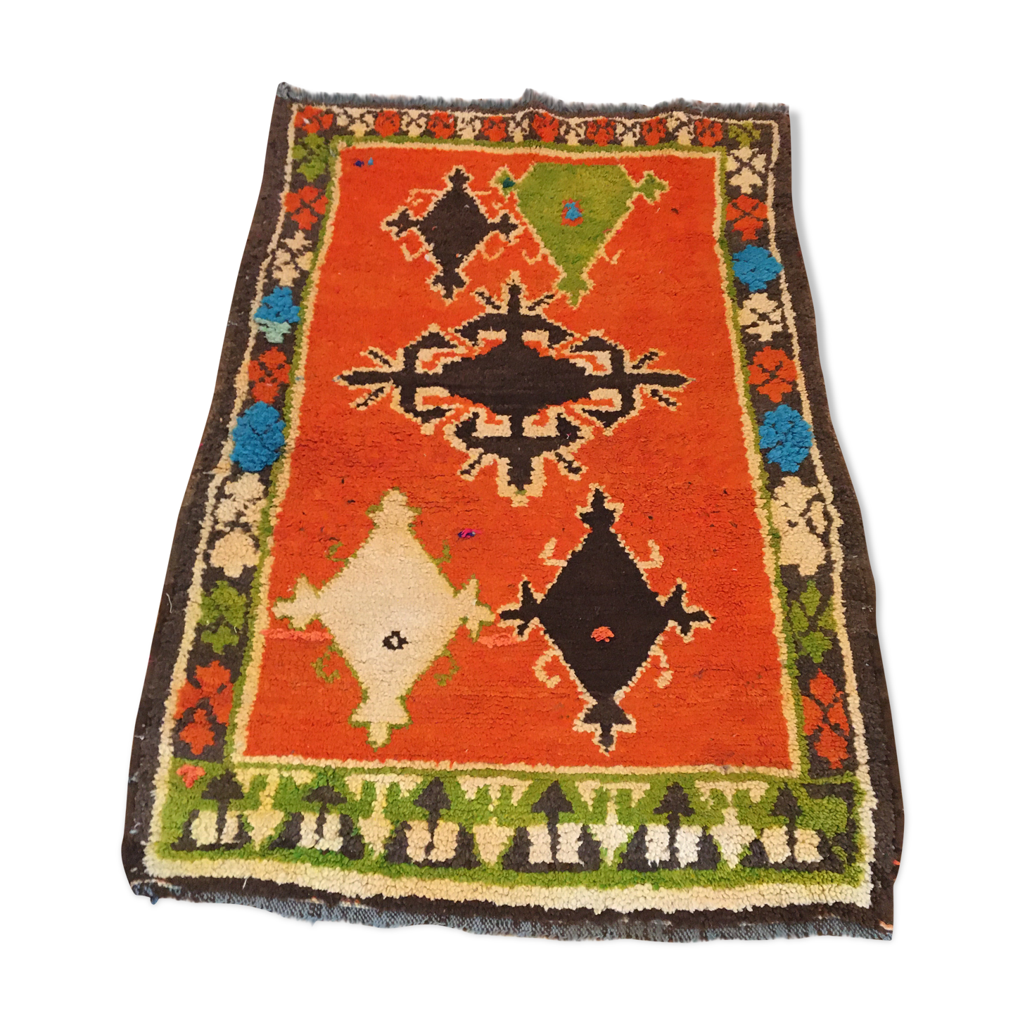 Berber carpet in thick wool 180x120cm