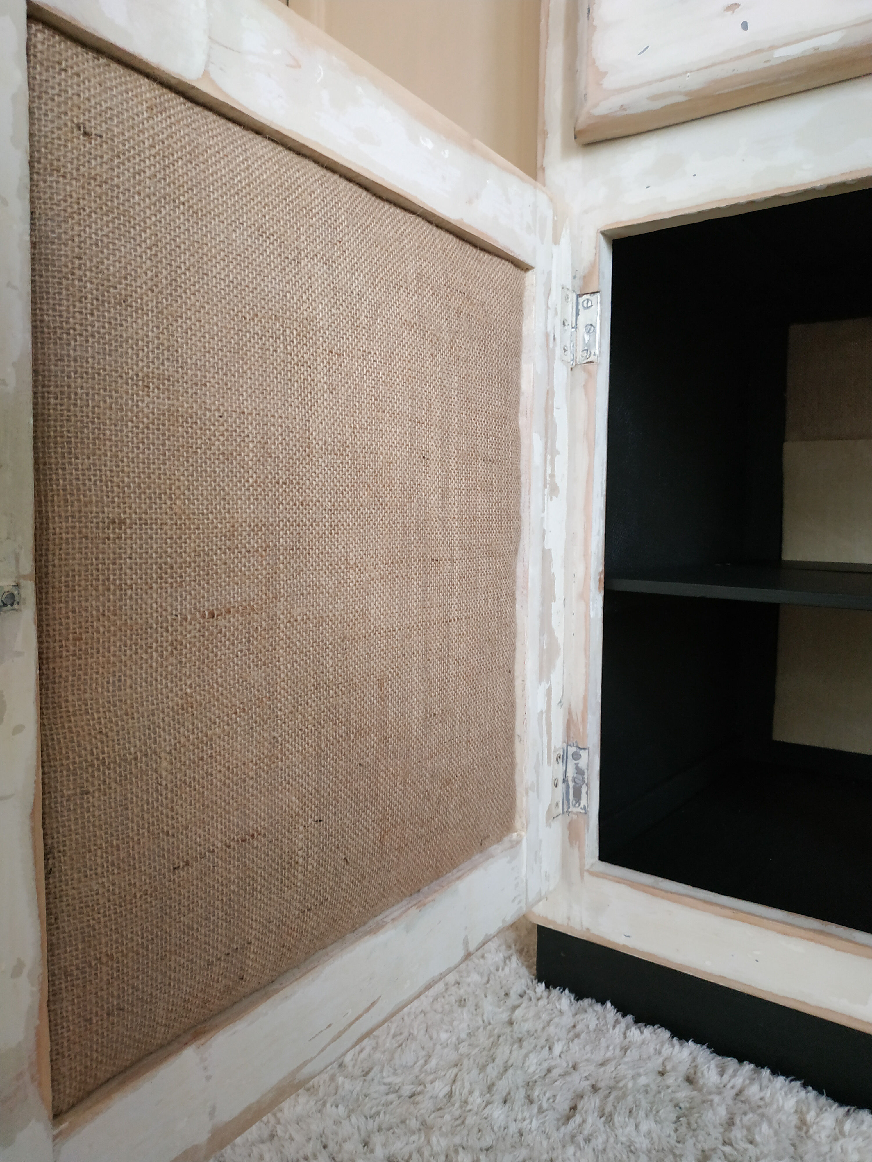 Buffet mado low patinated renovated concrete tray