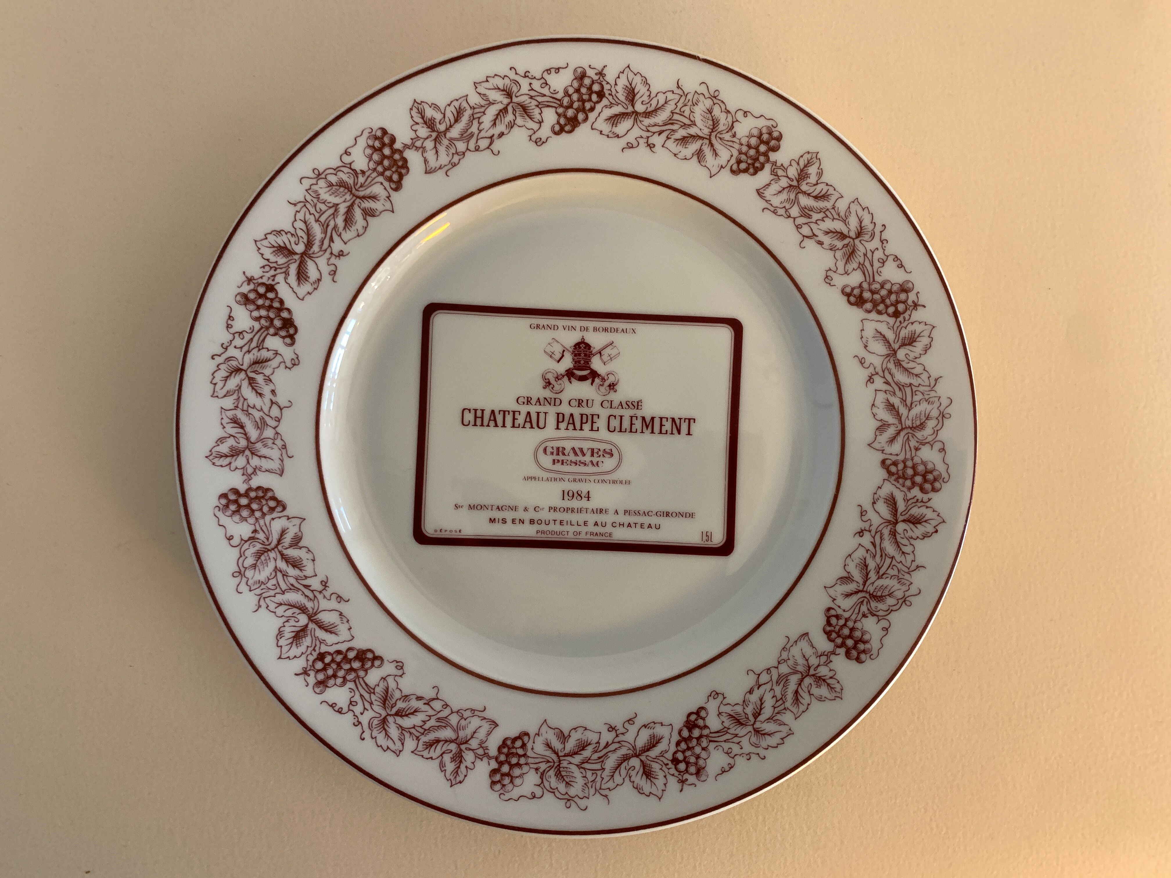 6 plates Limoges Grands Vins de Bordeaux and Châteaux du Médoc