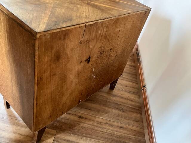 Commode marquetée  3 tiroirs