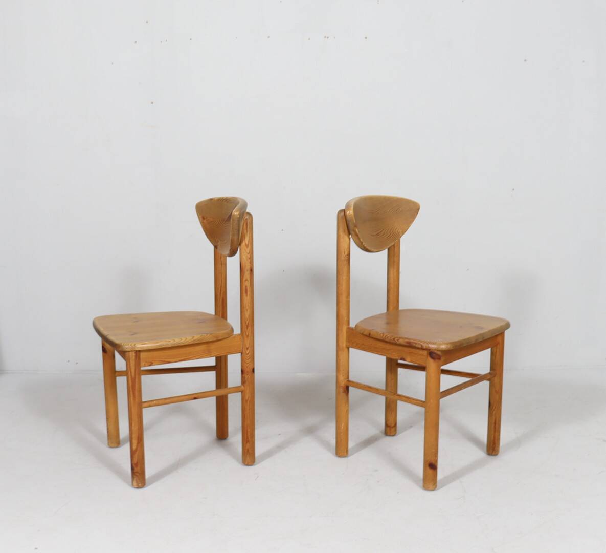 Lot de 6 chaises de salle à manger, Rainer Daumiller, bois de pin, années 1970