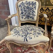 Suite of 4 Louis XV style convertible armchairs