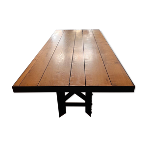 Table en chêne piétement