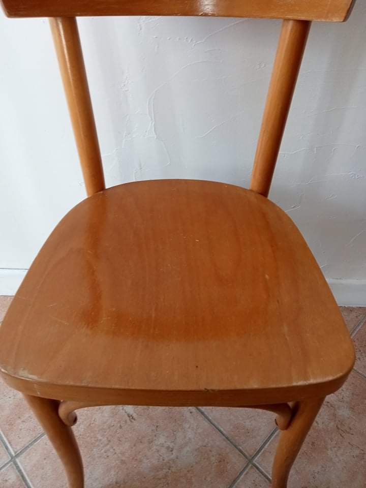 Set of 4 Thonet chairs
