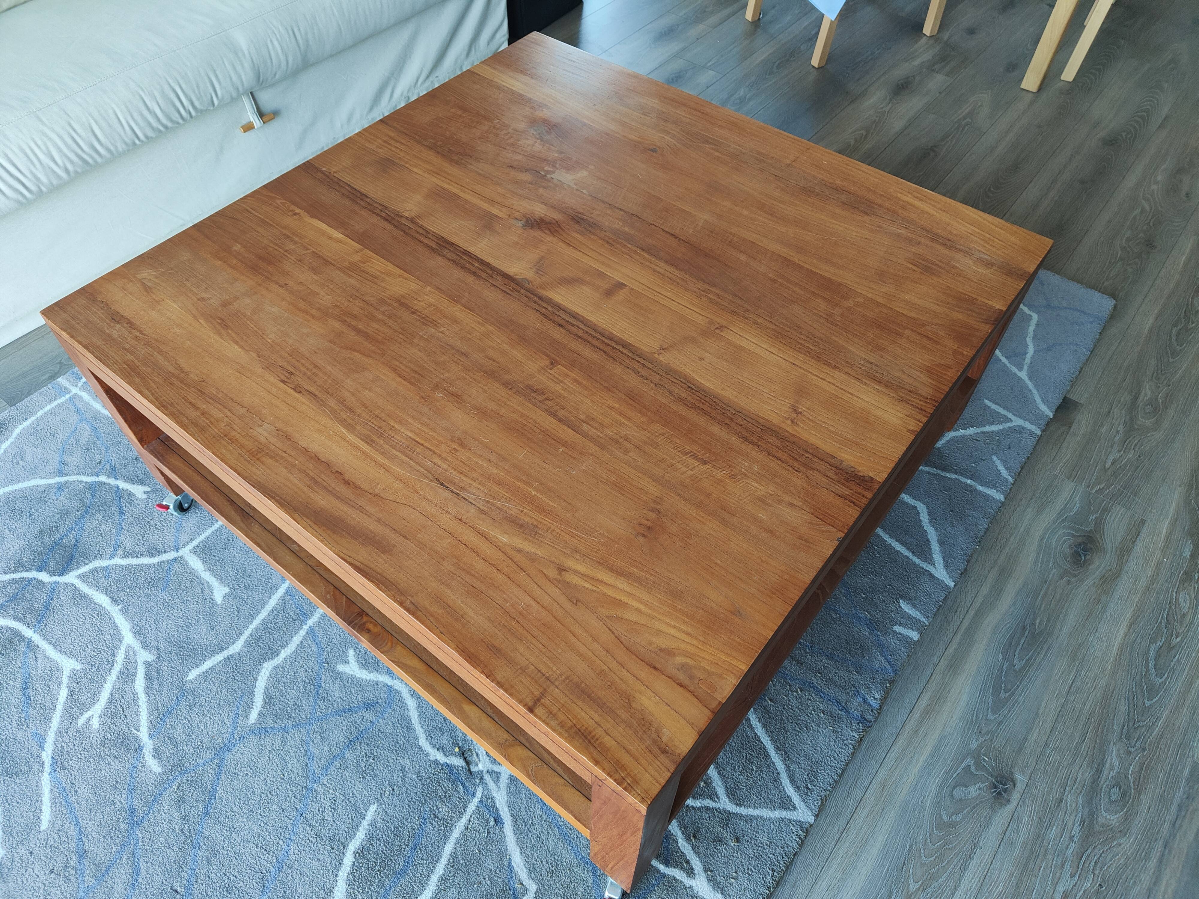 Coffee table for the living room in solid teak.
