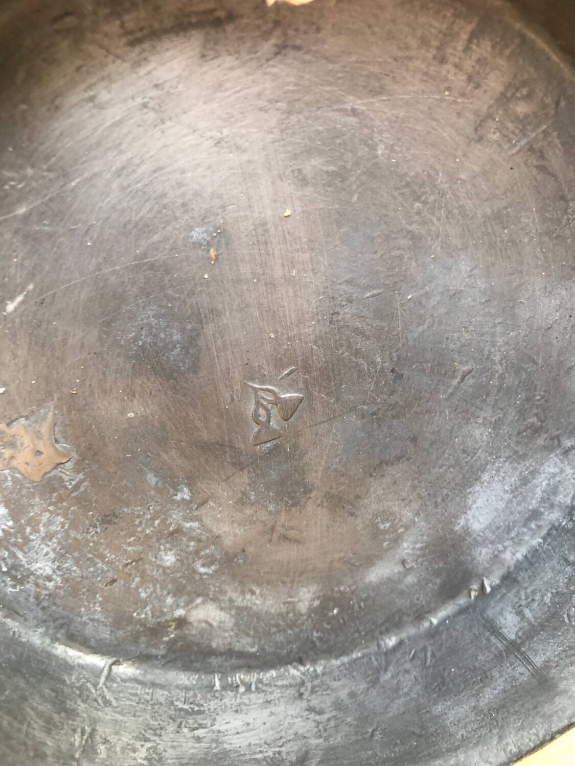 Series 5 old jugs measures vintage pewter pots