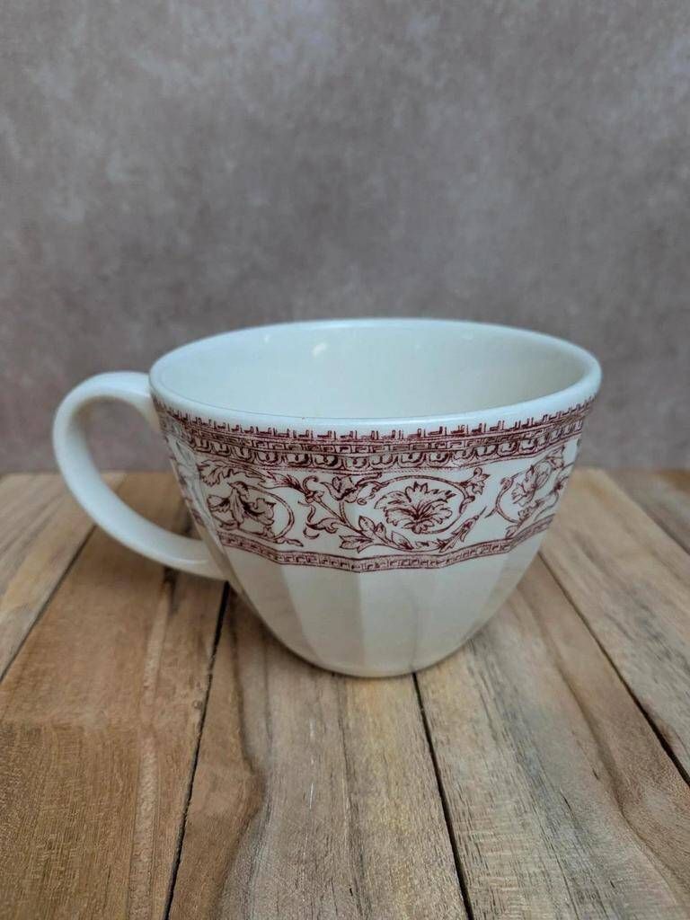 Mug Corona Colombia red décor in the style of toile de Jouy
