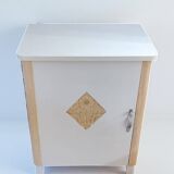 Small vintage storage unit – light wood and powder pink