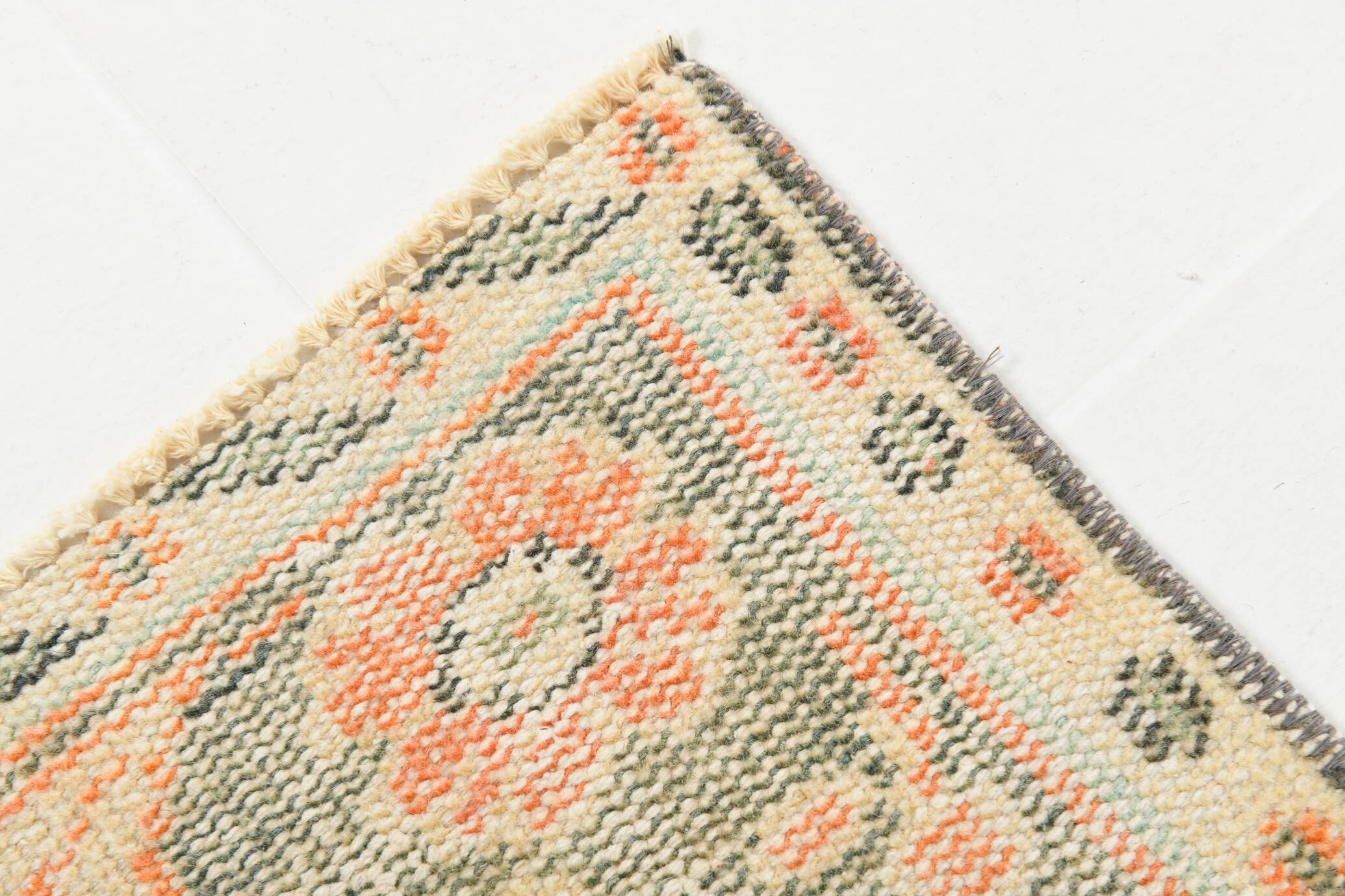 Tapis vintage couleurs pâles, 177x250 Cm