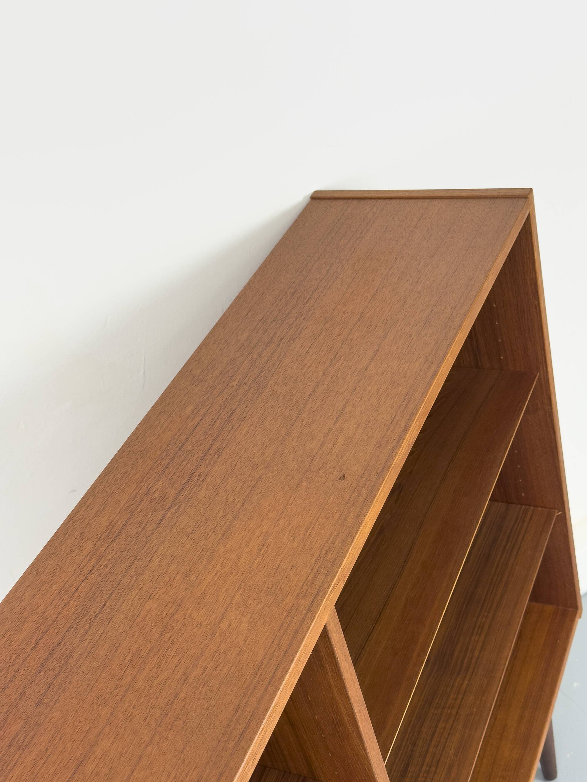 Vintage Danish Teak Bookshelf by Carlo Jensen for Hundevad & Co., 1960s