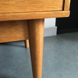 Dresser 1960