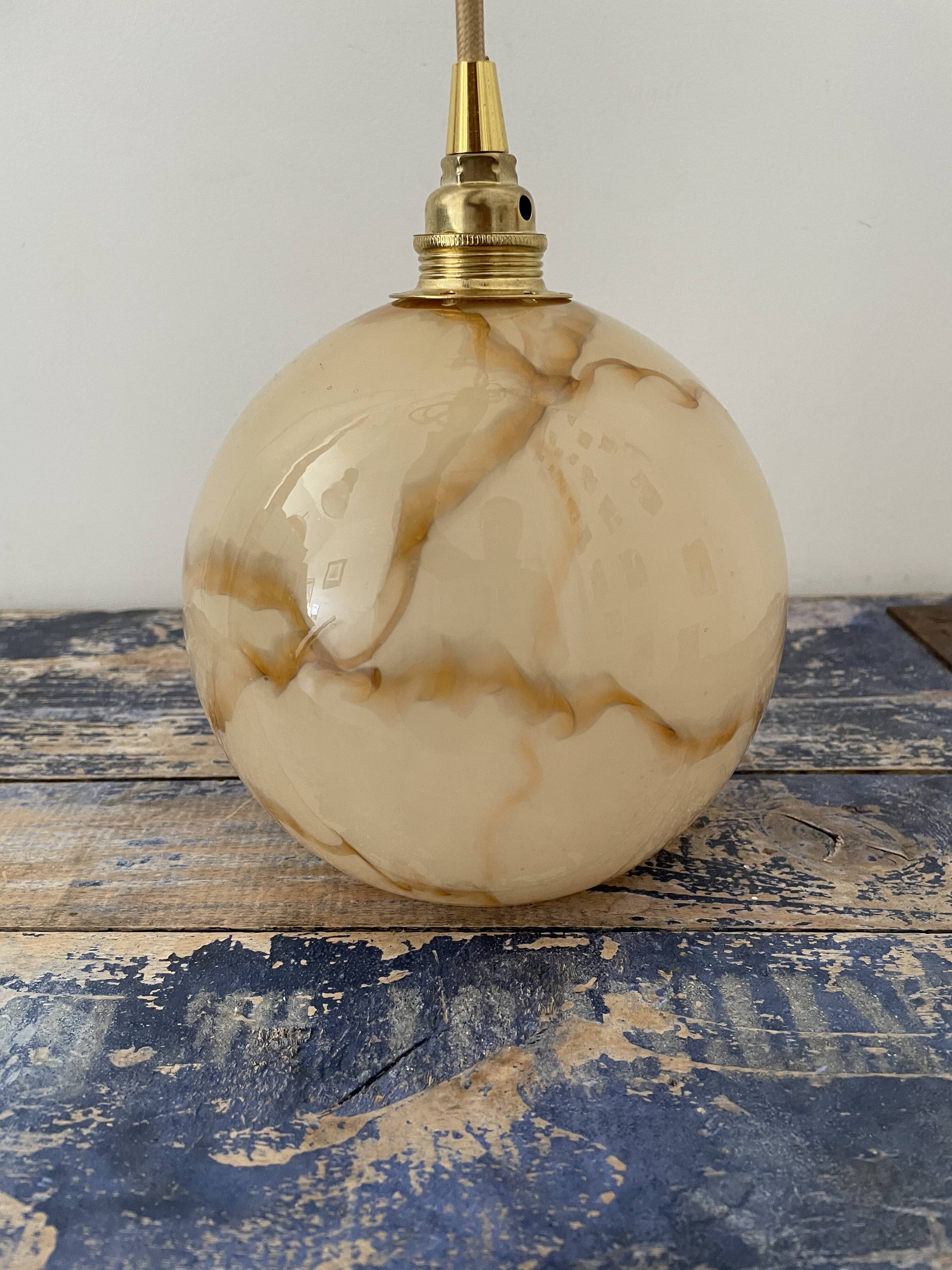 Art Deco walking lamp in marbled beige opaline