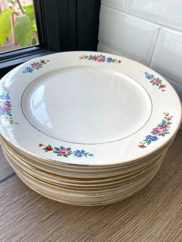 12 flat plates Digoin Sarreguemines Canada