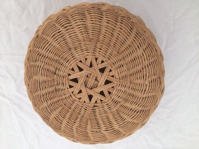 Basket glove wicker with cover