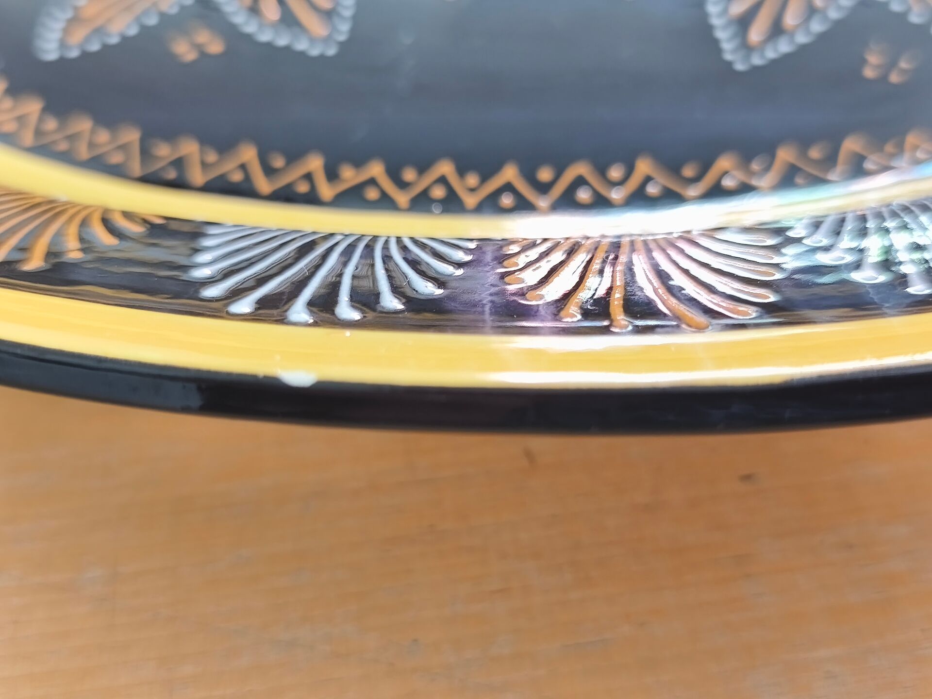 Henriot Quimper oval plate