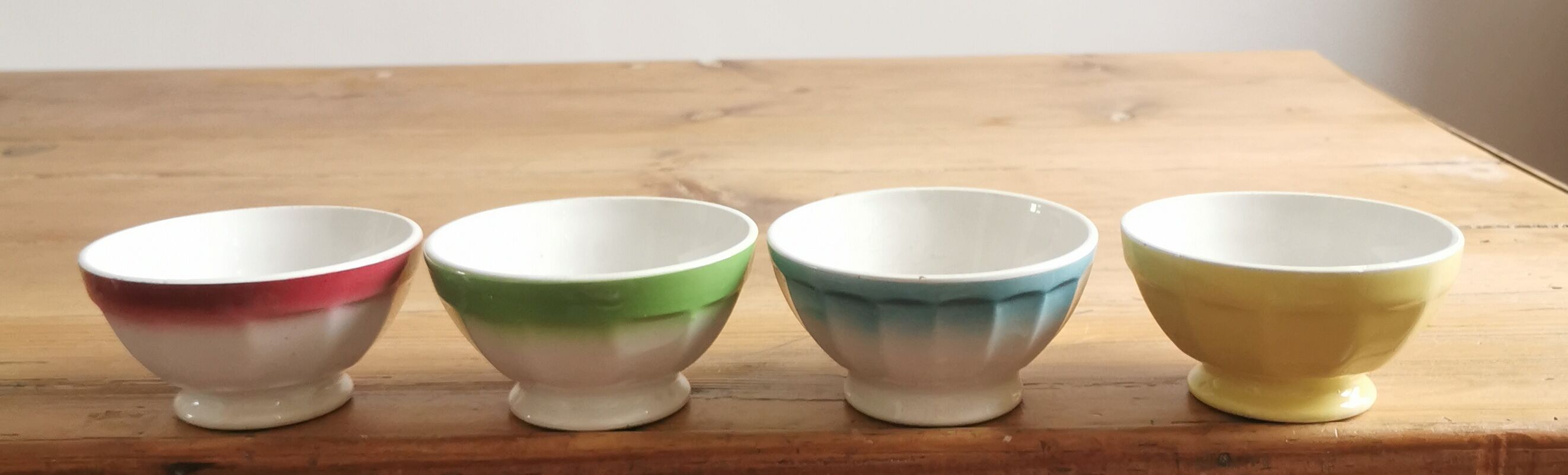 Service of 4 earthenware bowls from Badonviller