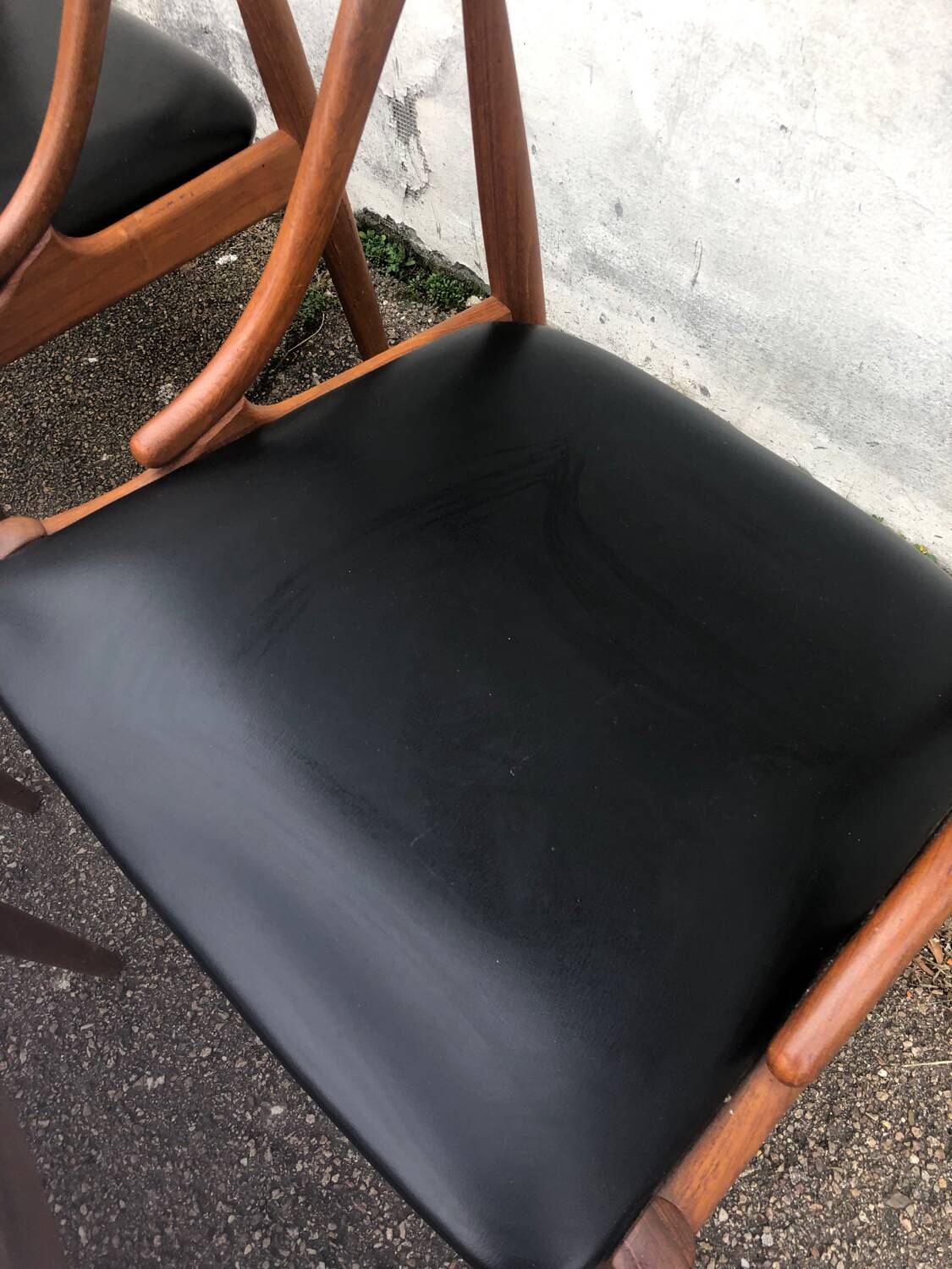 Lot 6 Scandinavian Teak chairs by Johannes Andersen Samcom Circa 1960