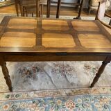 Walnut leaf table, Jacob legs