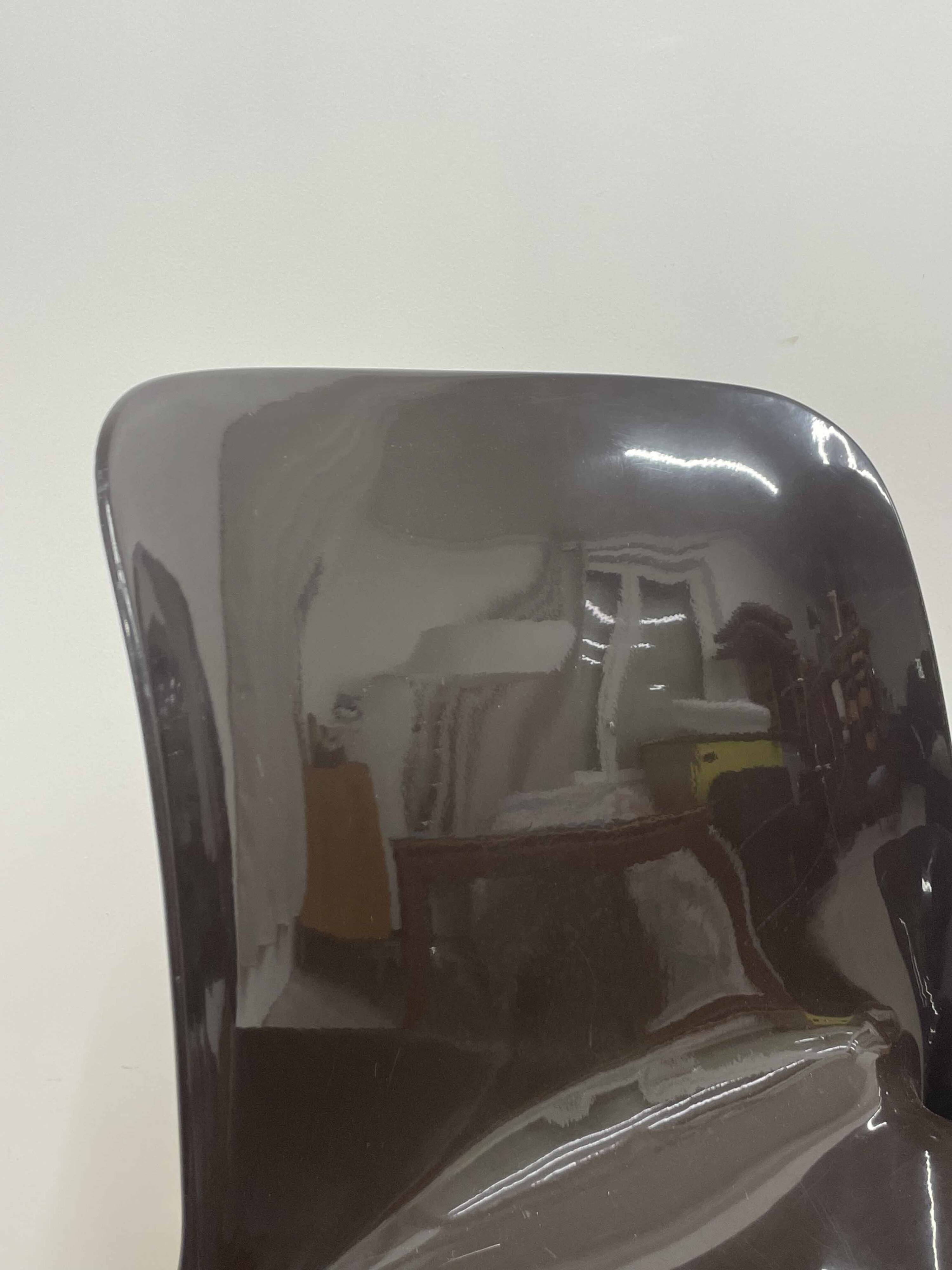 Selene model chair, Vico Magistretti, Artemide