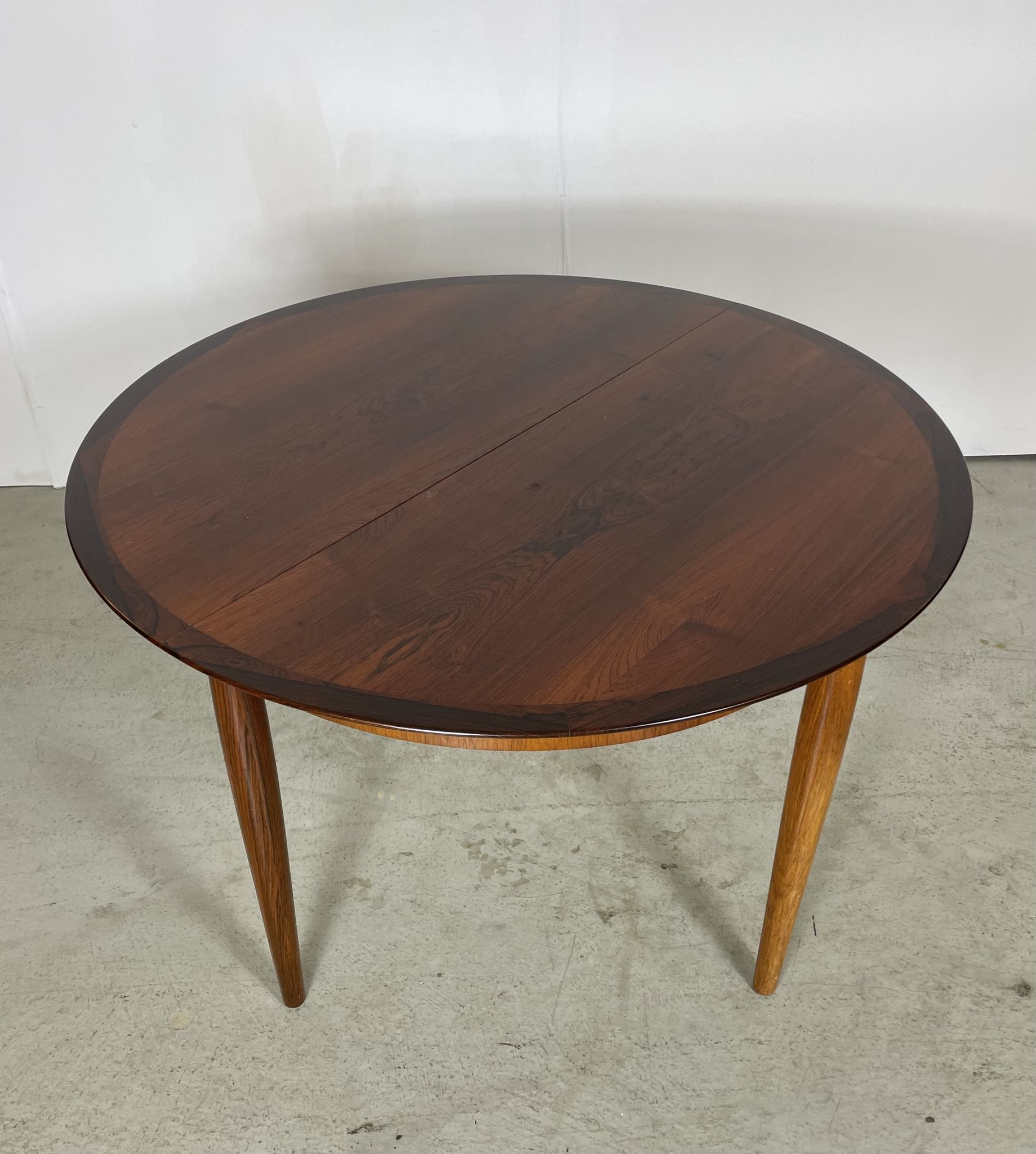 1960s MidCentury Round Extendable Rosewood Dining Table