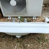 Old pedestal washbasin