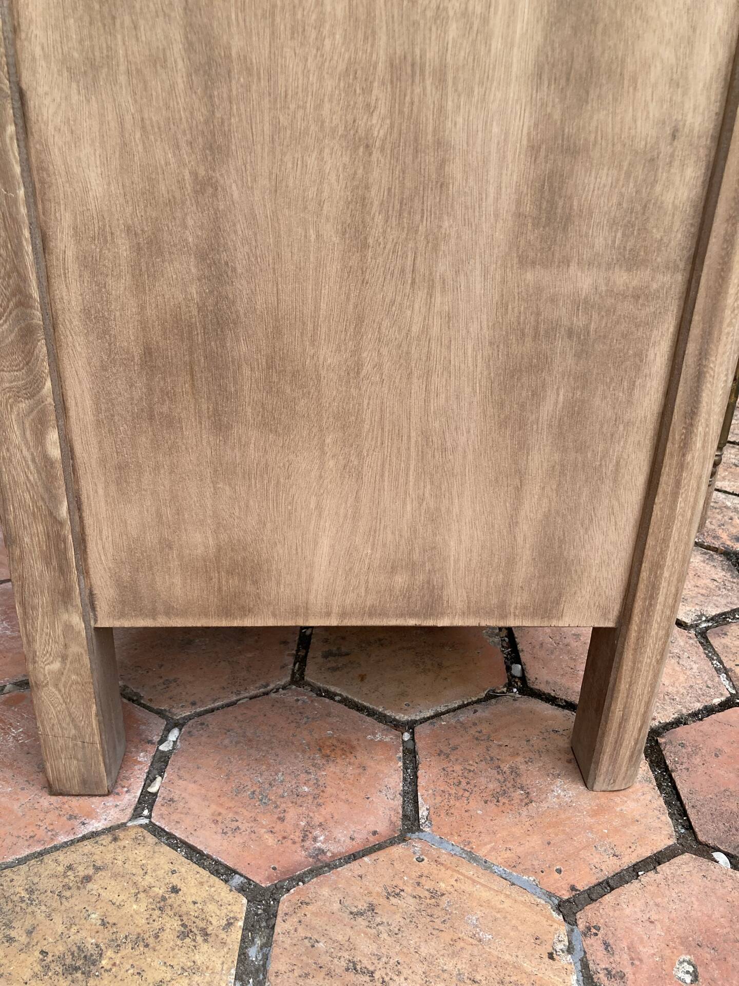 Petit buffet ancien en bois 