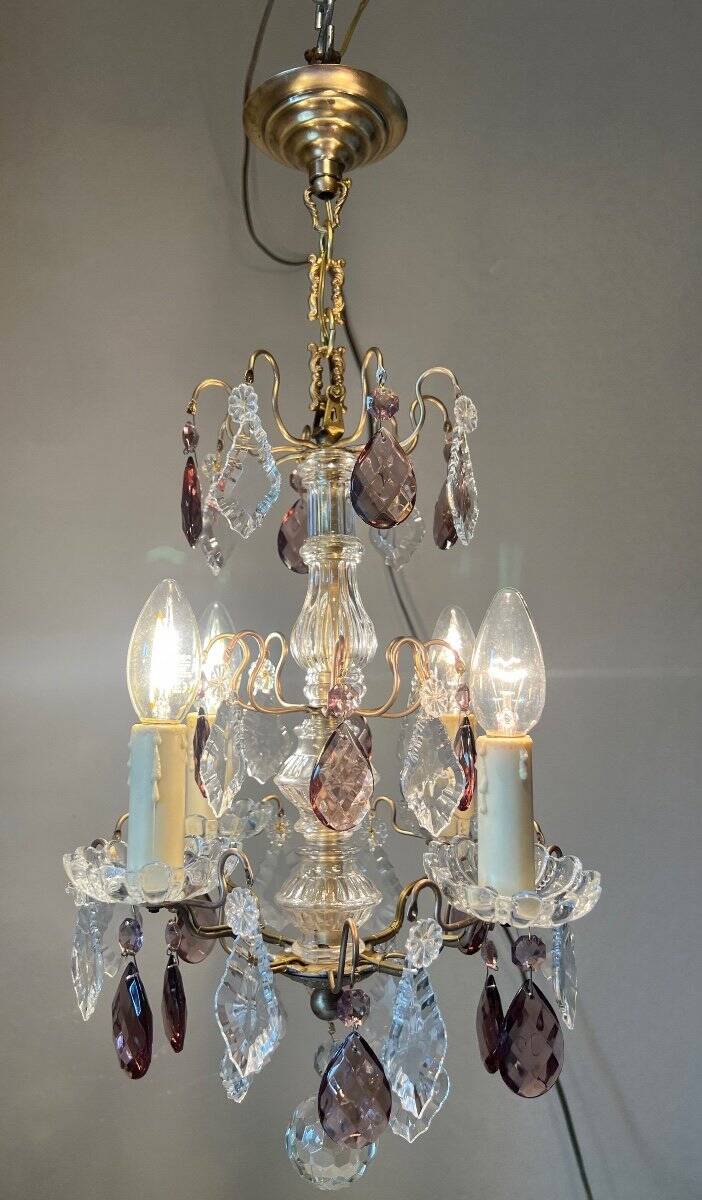 Chandelier with pendants