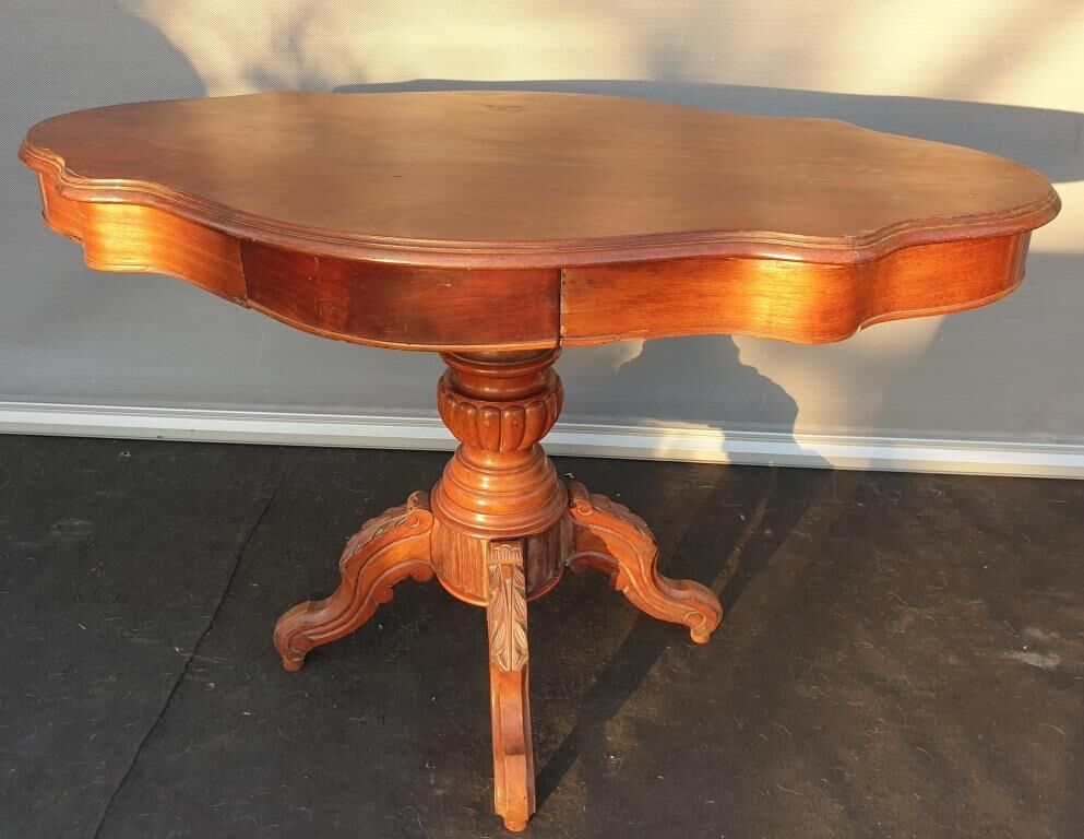 Napoleon III violin table with 2 drawers for inspired musician