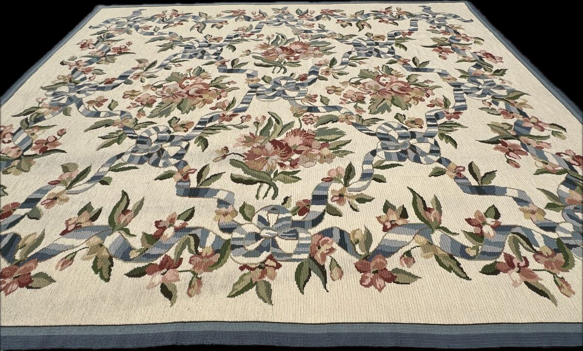 French carpet in petit point 374x320 cm